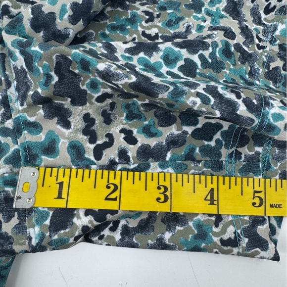 Columbia Athletic Shorts - Picture 6 of 7